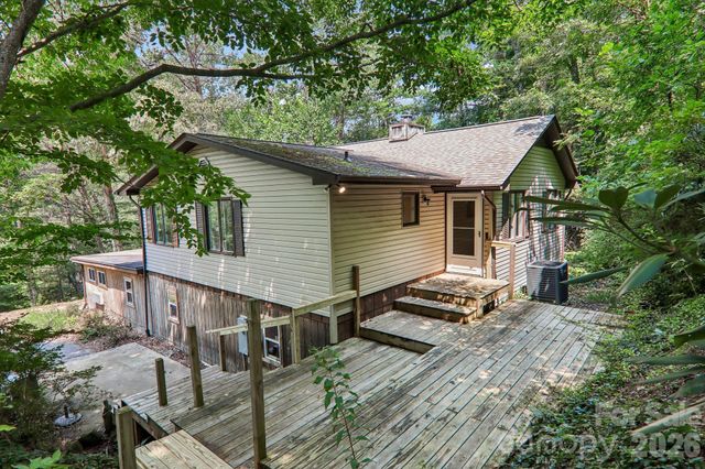 3 Frontier Court, Asheville, NC 28805