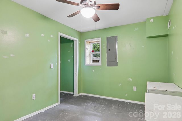 3 Frontier Court, Asheville, NC 28805