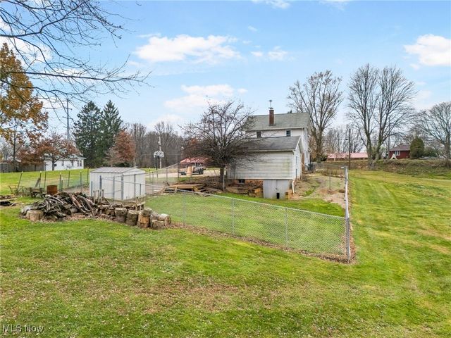 3840 Waynesburg Drive SE, Canton, OH 44707