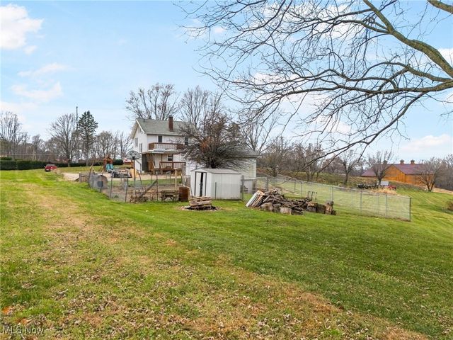 3840 Waynesburg Drive SE, Canton, OH 44707