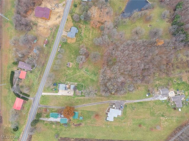 3840 Waynesburg Drive SE, Canton, OH 44707