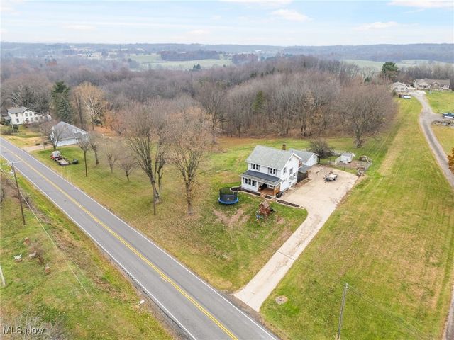 3840 Waynesburg Drive SE, Canton, OH 44707