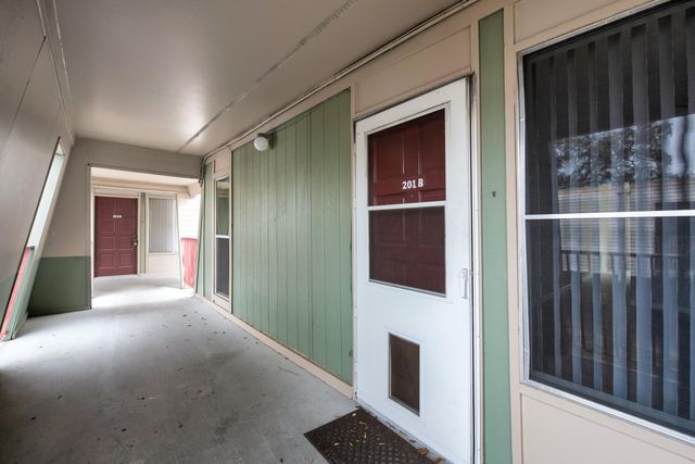 210 Pelham Road 201B, Fort Walton Beach, FL 32547