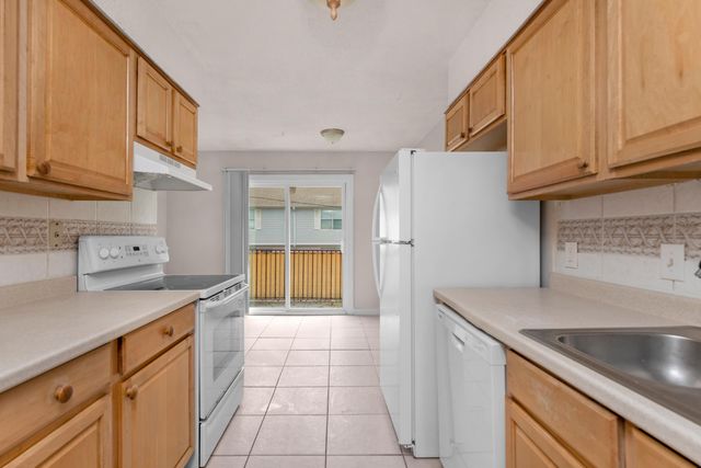 210 Pelham Road 201B, Fort Walton Beach, FL 32547