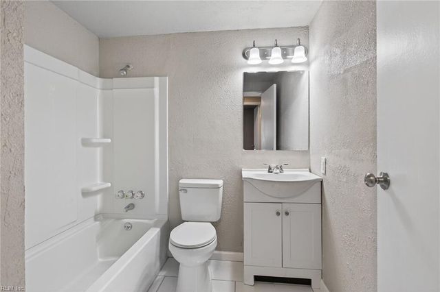 1302 Sierra DR, Suffolk, VA 23434