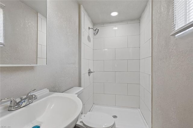 1302 Sierra DR, Suffolk, VA 23434