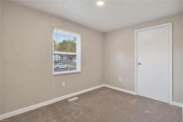 1302 Sierra DR, Suffolk, VA 23434