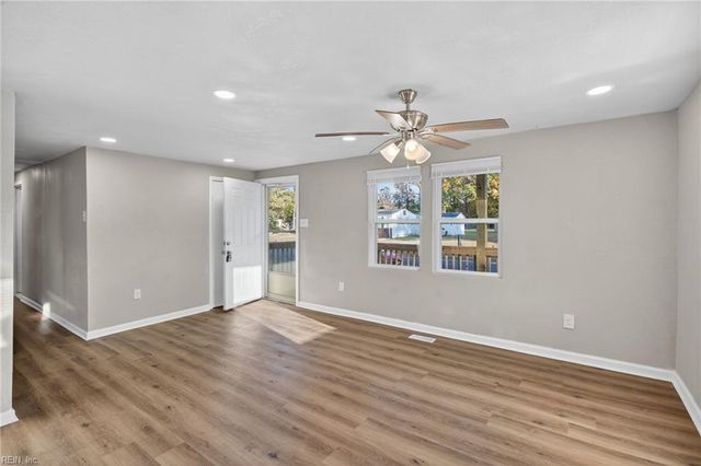 1302 Sierra DR, Suffolk, VA 23434