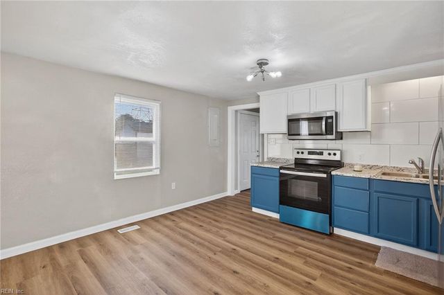 1302 Sierra DR, Suffolk, VA 23434