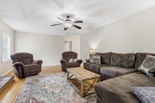 104 Topeka Lane, Pendleton, SC 29670