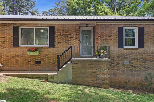 104 Topeka Lane, Pendleton, SC 29670