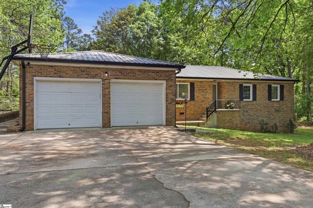 104 Topeka Lane, Pendleton, SC 29670