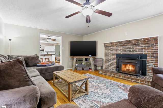 104 Topeka Lane, Pendleton, SC 29670