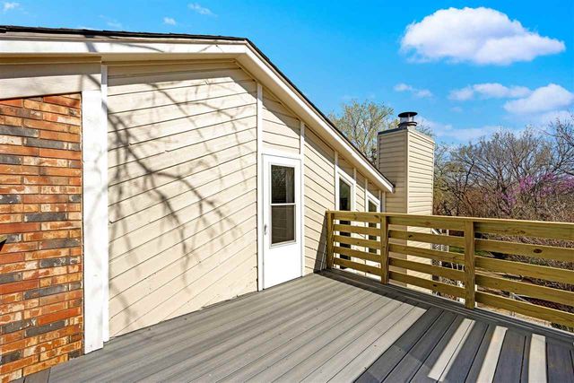 2313 NE Turtle Creek Dr, Lawton, OK 73507