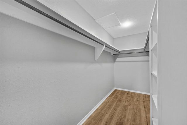 2313 NE Turtle Creek Dr, Lawton, OK 73507