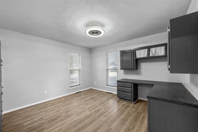 2313 NE Turtle Creek Dr, Lawton, OK 73507