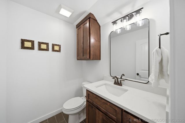 6480 N Blue Sage Drive, Owasso, OK 74055