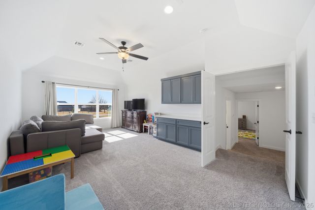 6480 N Blue Sage Drive, Owasso, OK 74055