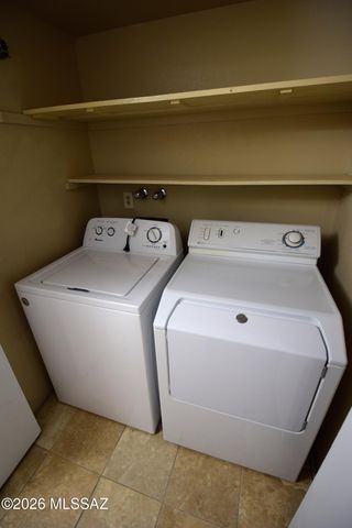 814 N Crescent Lane, Tucson, AZ 85710