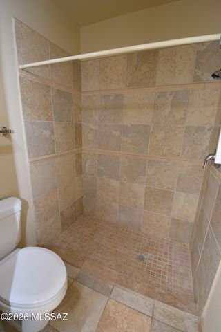 814 N Crescent Lane, Tucson, AZ 85710