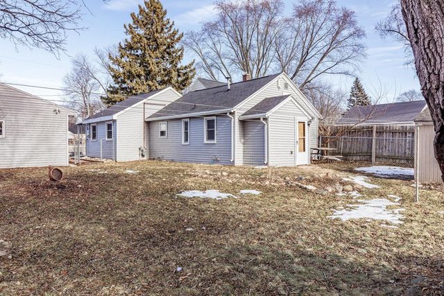 1960 OAKDALE AVENUE, Green Bay, WI 54302