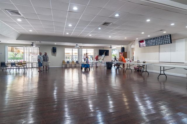 2801 Somerset Drive 411, Lauderdale Lakes, FL 33311