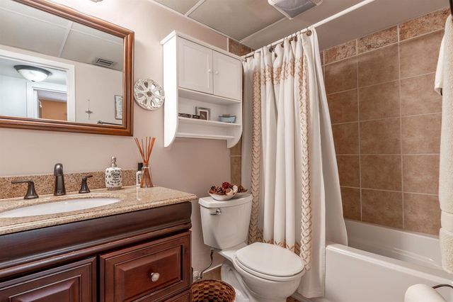 2801 Somerset Drive 411, Lauderdale Lakes, FL 33311