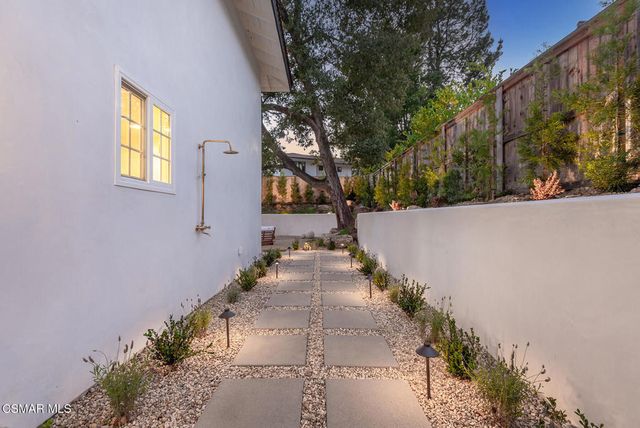 1944 Stonesgate Street, Westlake Village, CA 91361