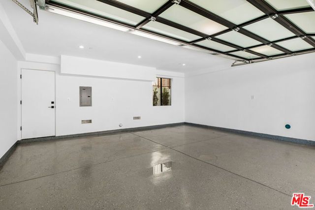 1444 Hi Point Street, Los Angeles, CA 90035