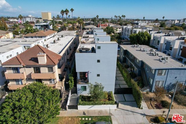 1444 Hi Point Street, Los Angeles, CA 90035