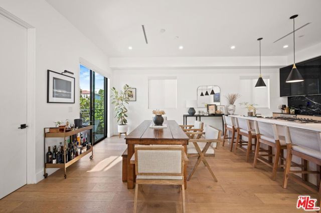 1444 Hi Point Street, Los Angeles, CA 90035