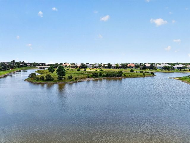 8716 BRIDGEPORT BAY CIRCLE, Mount Dora, FL 32757