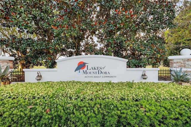 8716 BRIDGEPORT BAY CIRCLE, Mount Dora, FL 32757