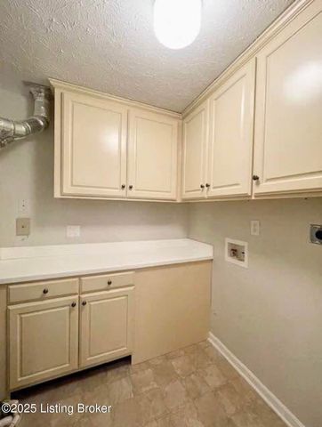 6401 Cameron Ln 310, Crestwood, KY 40014