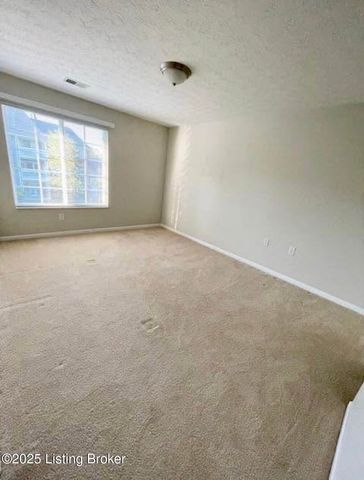 6401 Cameron Ln 310, Crestwood, KY 40014