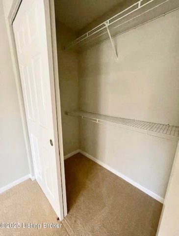 6401 Cameron Ln 310, Crestwood, KY 40014