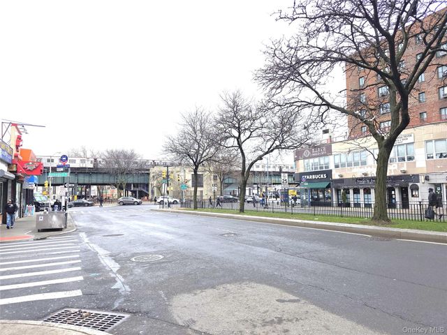 1332 Metropolitan Avenue 4K, Bronx, NY 10462