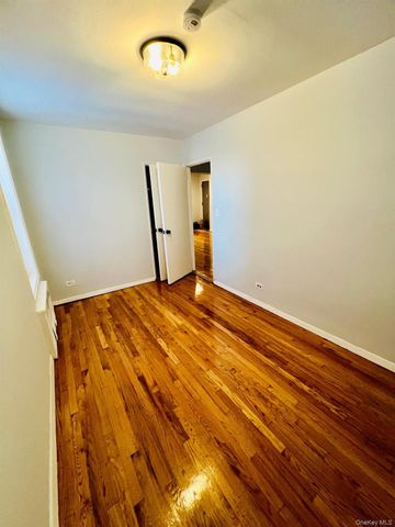 1332 Metropolitan Avenue 4K, Bronx, NY 10462