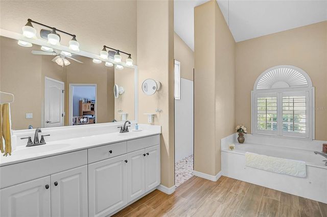 4811 VIA SAN TOMASO, Venice, FL 34293
