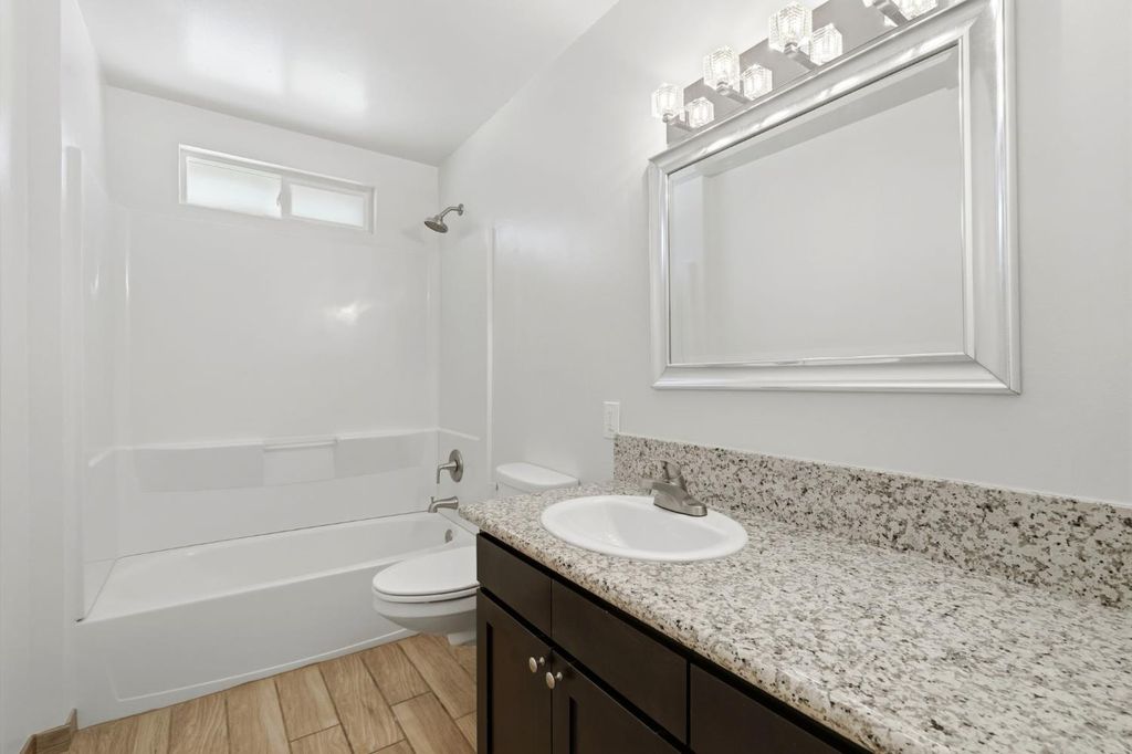 Image 22 of property listing at 335 E Sycamore Drive, Hanford, CA 93230