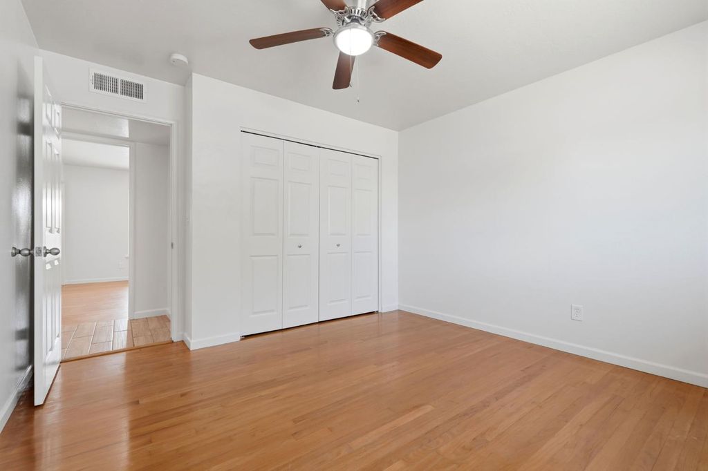 Image 27 of property listing at 335 E Sycamore Drive, Hanford, CA 93230