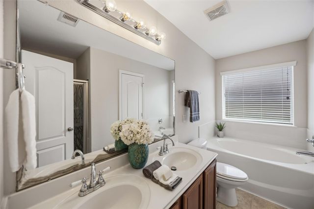 398 Henry Street, Alvin, TX 77511