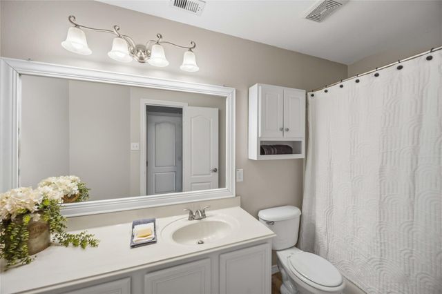 398 Henry Street, Alvin, TX 77511