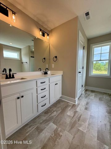 145 Spring Meadows Drive, Aberdeen, NC 28315