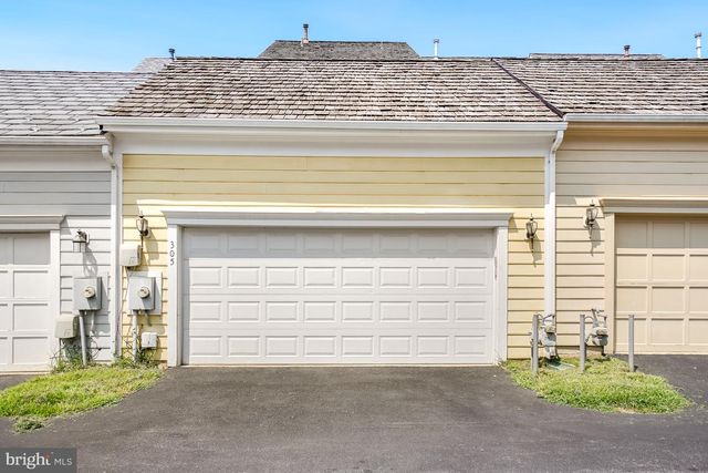 305 HART RD, Gaithersburg, MD 20878