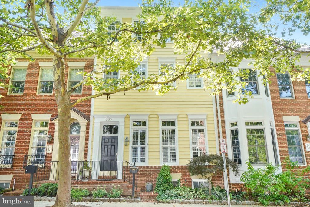 305 HART RD, Gaithersburg, MD 20878