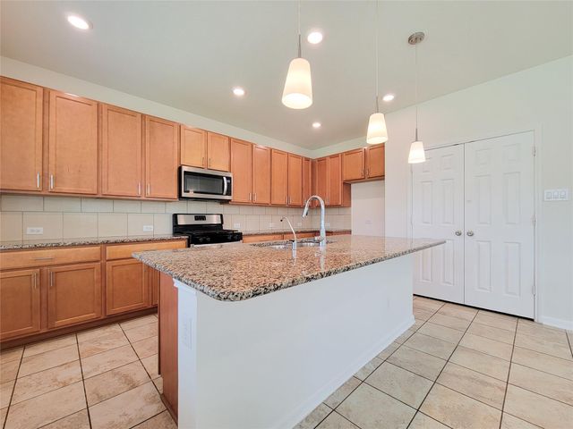 14108 Wedgewood Lakes Court, Pearland, TX 77584