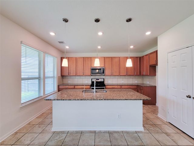 14108 Wedgewood Lakes Court, Pearland, TX 77584