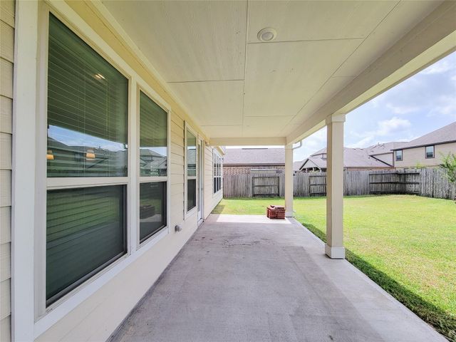 14108 Wedgewood Lakes Court, Pearland, TX 77584