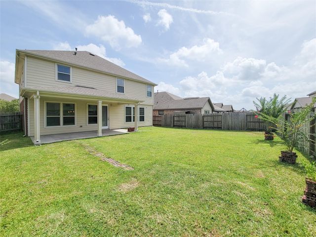 14108 Wedgewood Lakes Court, Pearland, TX 77584